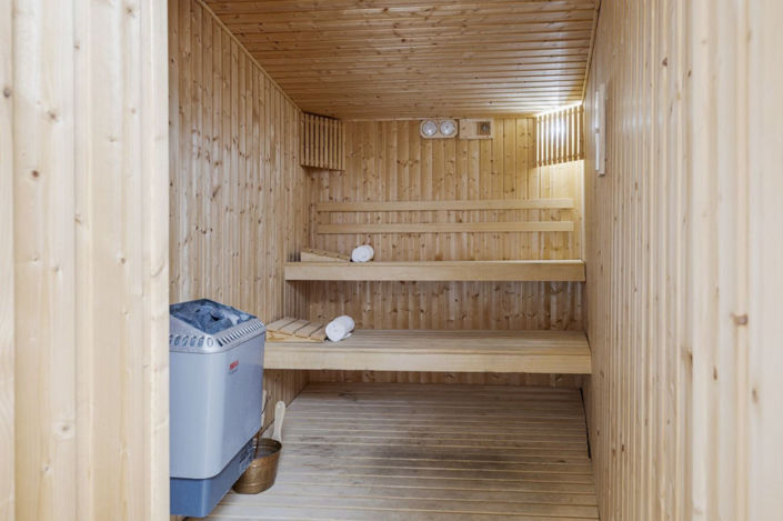 Image No.22-4 Bed Property for sale