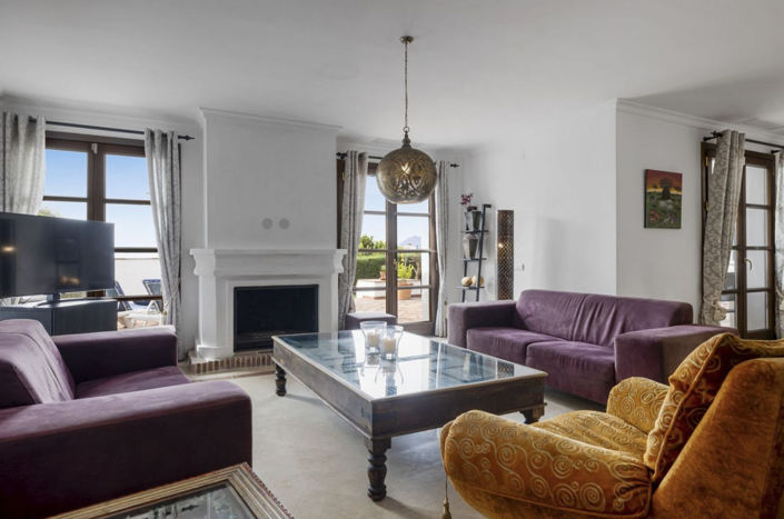 Image No.6-4 Bed Property for sale