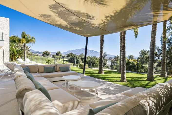 Image No.42-5 Bed Property for sale