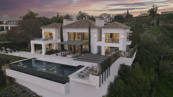 Image No.36-6 Bed Property for sale