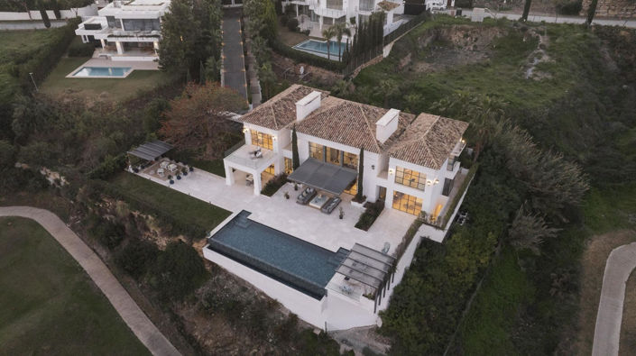 Image No.37-6 Bed Property for sale