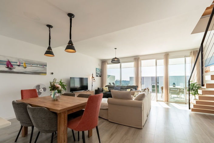 Image No.1-3 Bed Property for sale