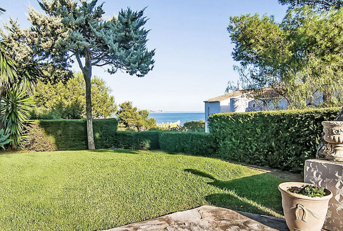 Image No.15-2 Bed Property for sale