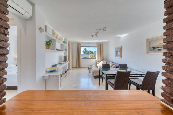 Image No.17-2 Bed Property for sale