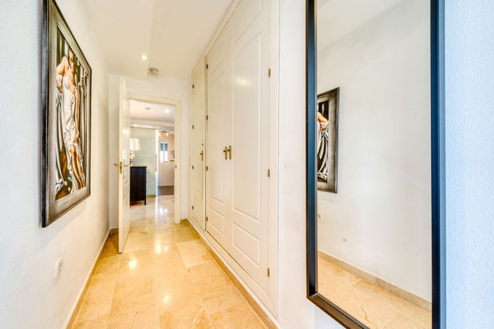 Image No.20-2 Bed Property for sale