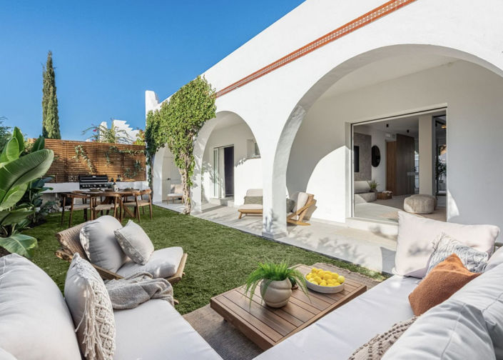 Image No.15-3 Bed Property for sale