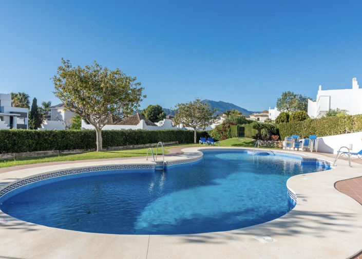 Image No.19-3 Bed Property for sale