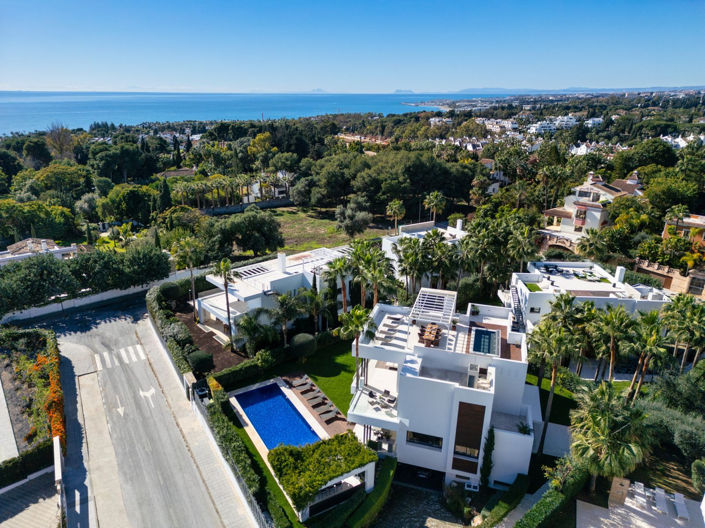 Image No.22-5 Bed Property for sale