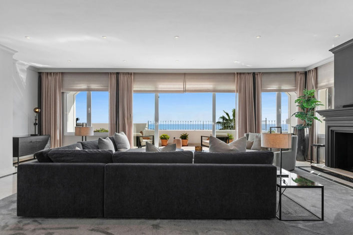 Image No.24-4 Bed Property for sale