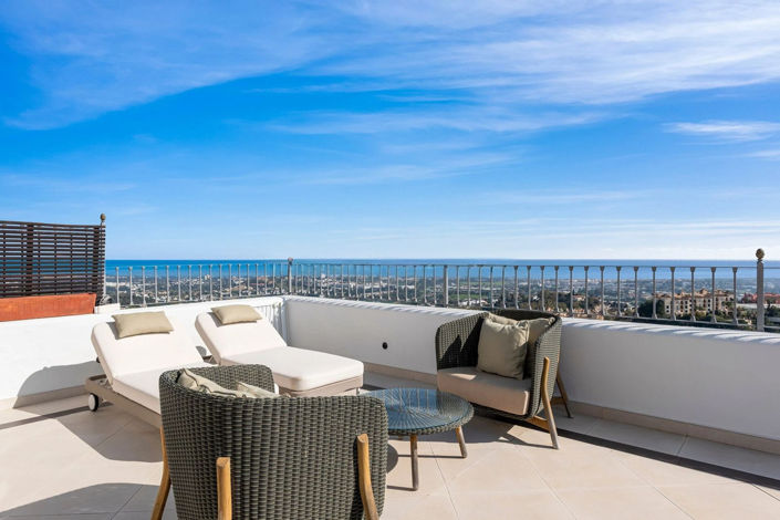 Image No.3-4 Bed Property for sale