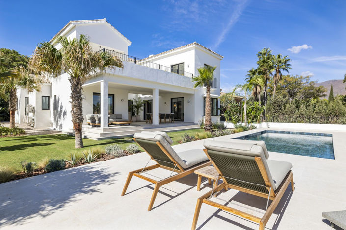 Image No.1-5 Bed Property for sale