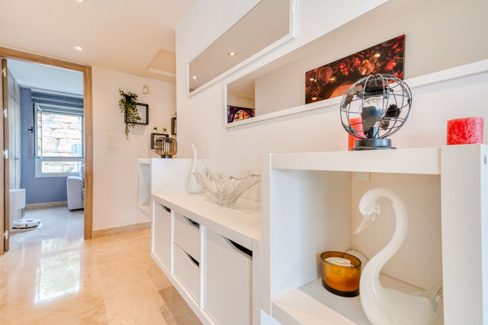 Image No.18-3 Bed Property for sale