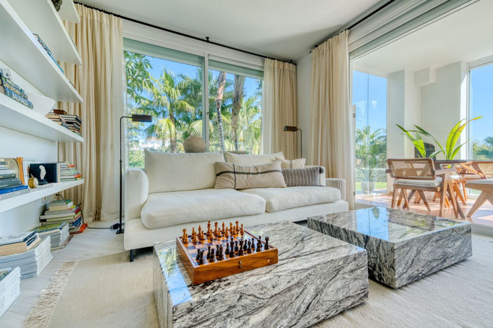 Image No.7-3 Bed Property for sale