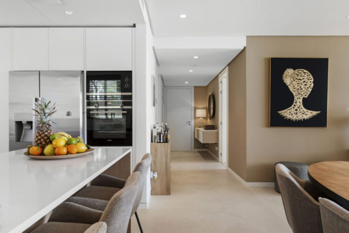 Image No.10-3 Bed Property for sale