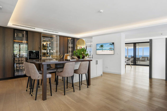 Image No.5-3 Bed Property for sale