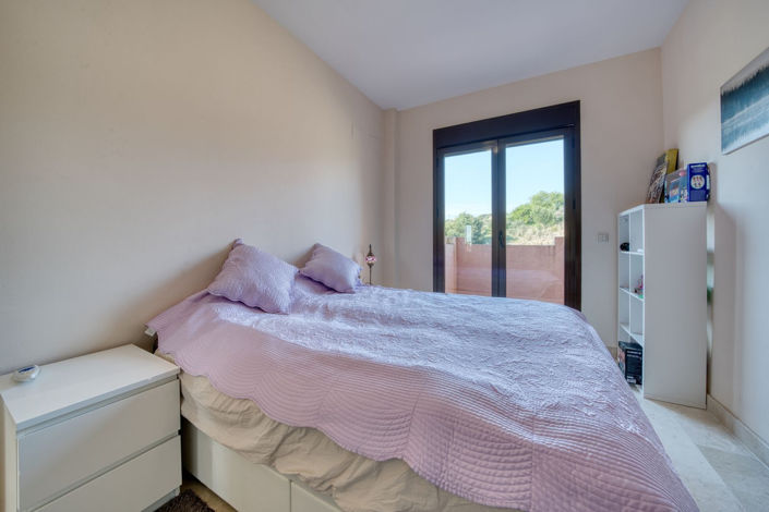 Image No.29-3 Bed Property for sale