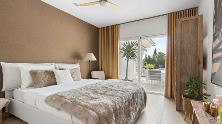 Image No.31-3 Bed Property for sale