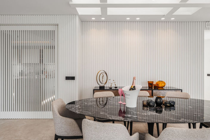 Image No.15-4 Bed Property for sale