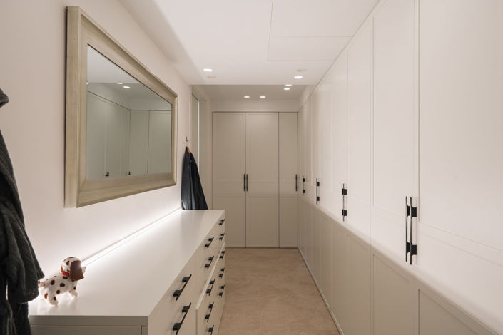 Image No.27-4 Bed Property for sale