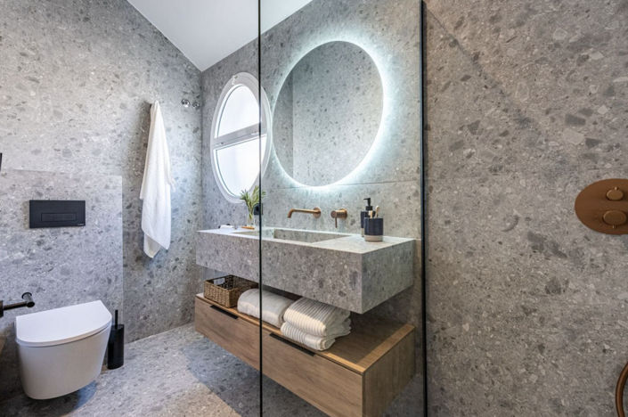 Image No.19-4 Bed Property for sale