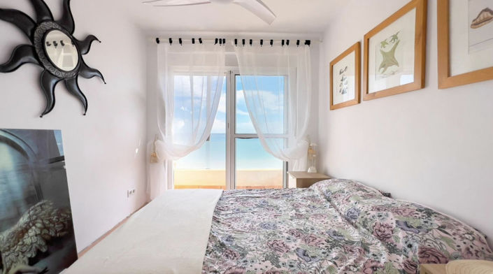 Image No.9-2 Bed Property for sale