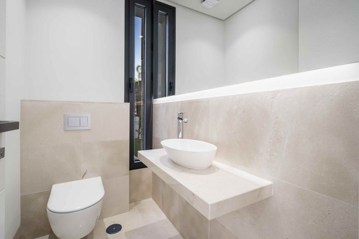 Image No.45-4 Bed Property for sale