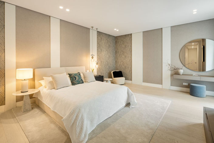 Image No.35-6 Bed Property for sale