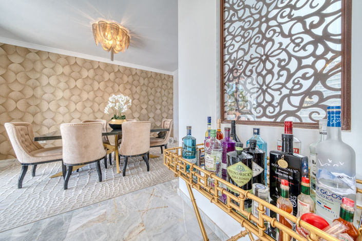 Image No.25-5 Bed Property for sale