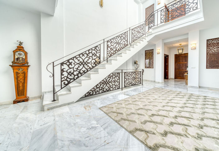 Image No.29-5 Bed Property for sale