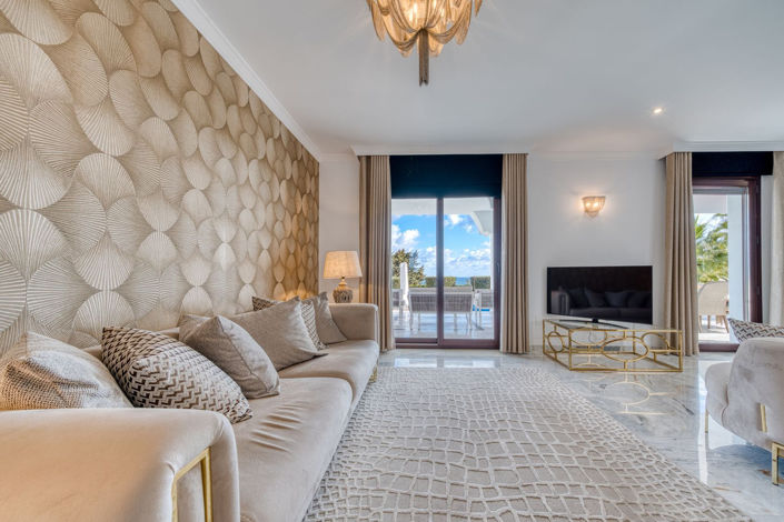 Image No.35-5 Bed Property for sale