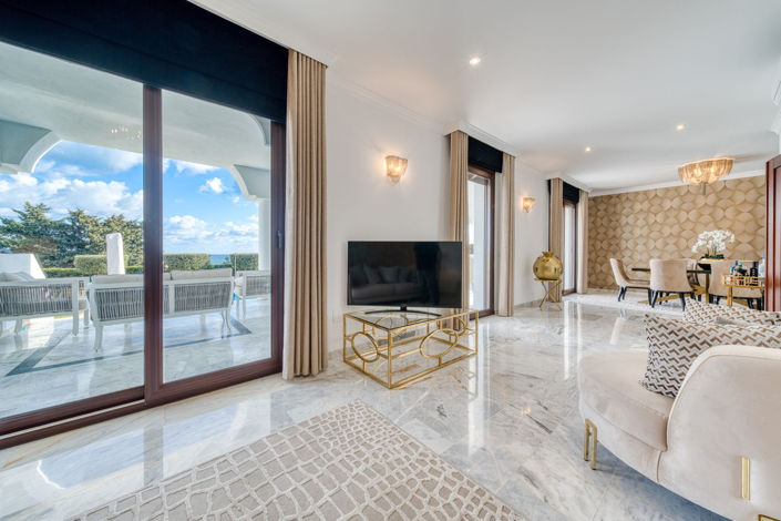 Image No.36-5 Bed Property for sale