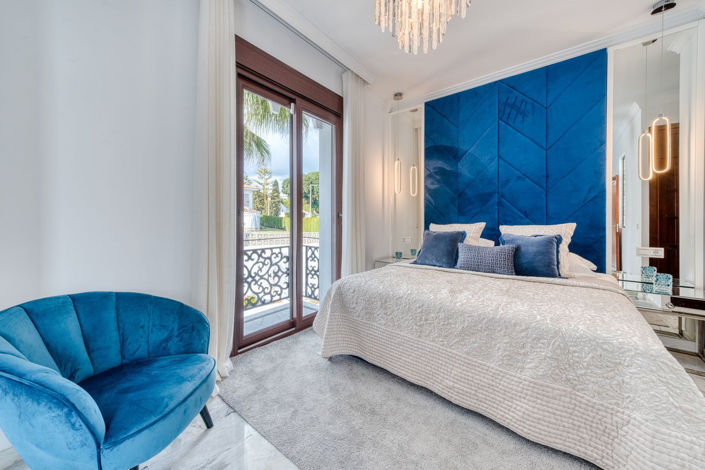 Image No.45-5 Bed Property for sale