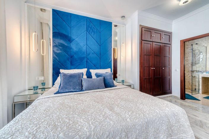 Image No.46-5 Bed Property for sale