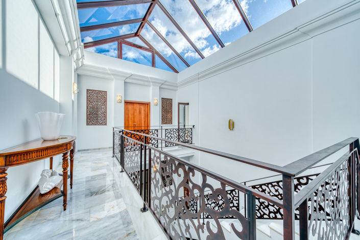 Image No.48-5 Bed Property for sale