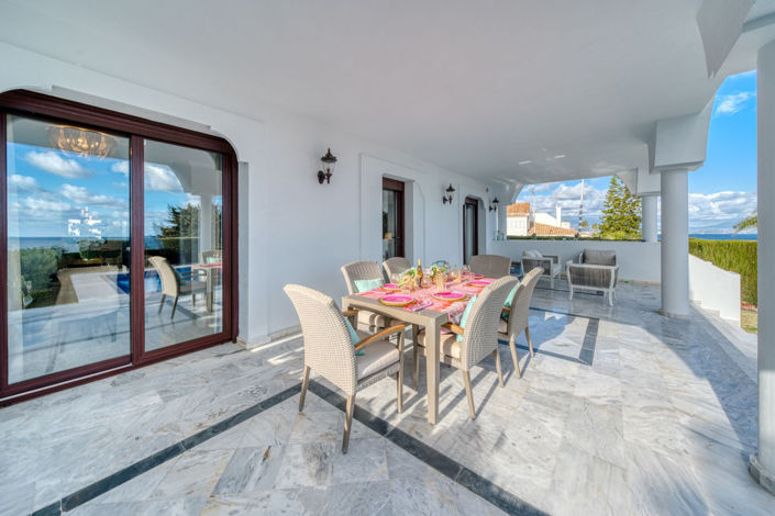 Image No.62-5 Bed Property for sale