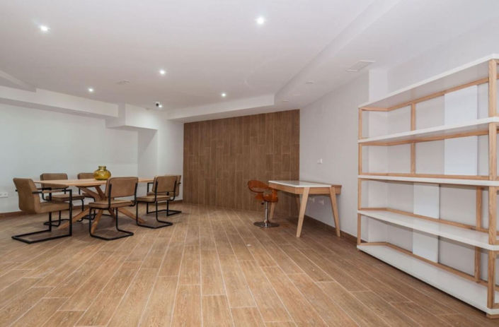 Image No.13-3 Bed Property for sale