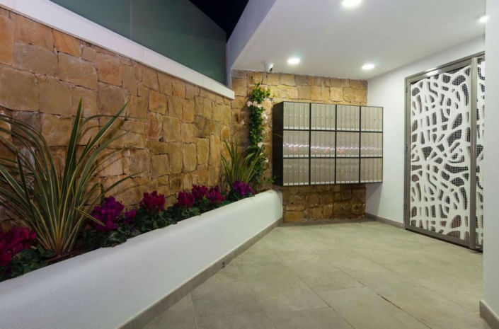 Image No.23-3 Bed Property for sale