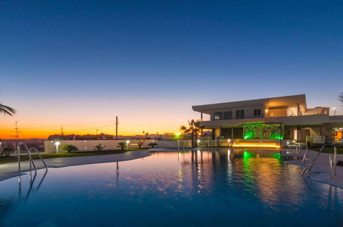 Image No.3-3 Bed Property for sale