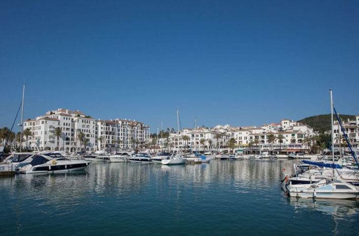 Image No.10-Propriété de 4 chambres à vendre à Casares