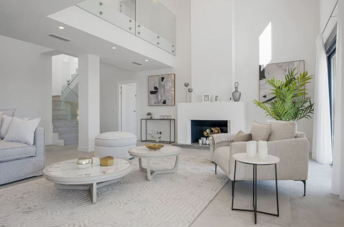 Image No.3-5 Bed Property for sale