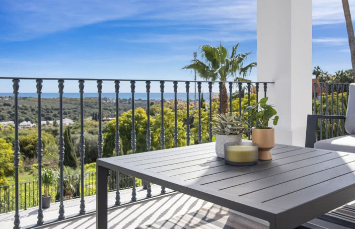 Image No.30-5 Bed Property for sale