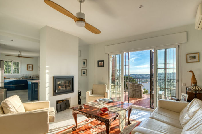 Image No.3-5 Bed Property for sale