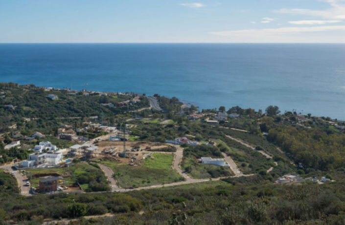 Image No.22-4 Bed Property for sale