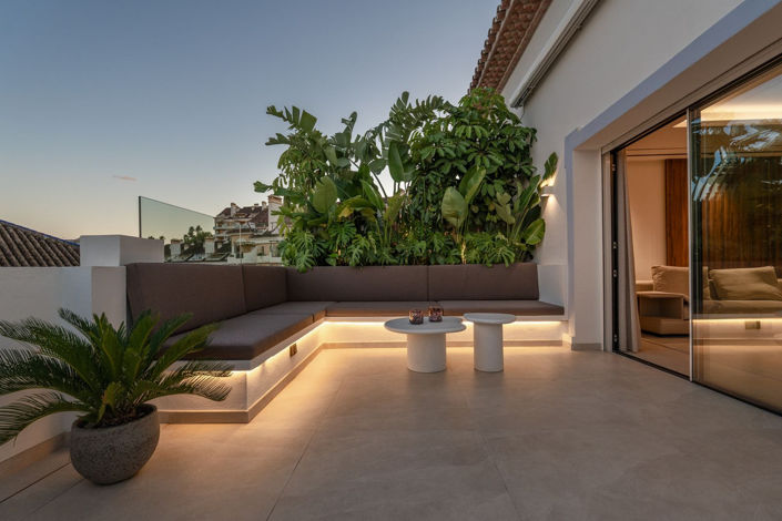 Image No.1-3 Bed Property for sale
