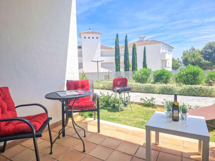 Image No.1-3 Bed Property for sale