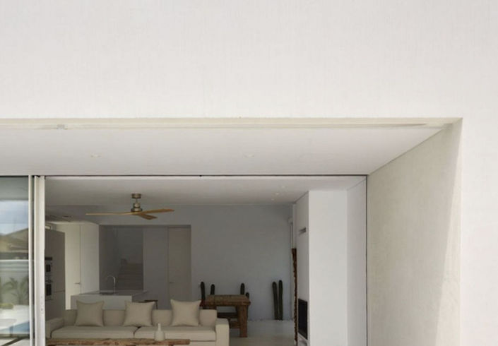 Image No.4-3 Bed Property for sale