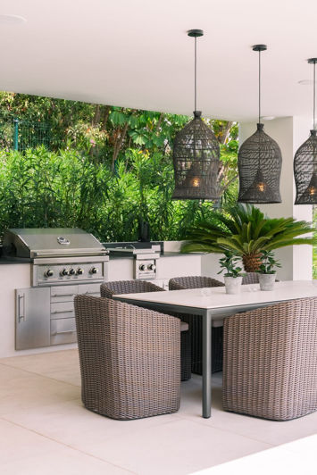 Image No.7-5 Bed Property for sale