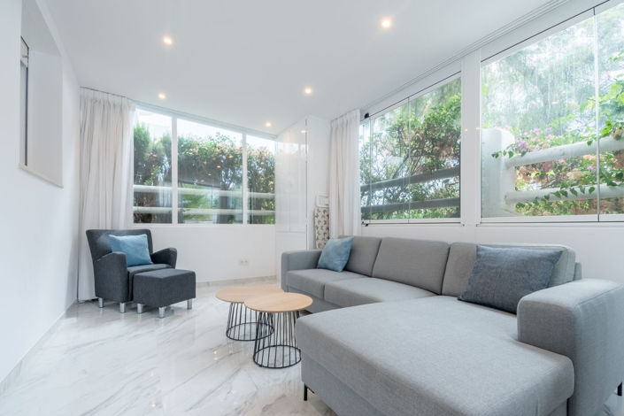 Image No.12-2 Bed Property for sale