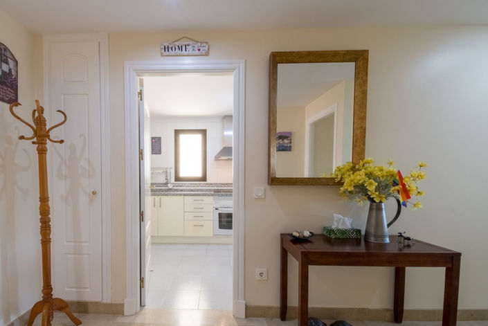 Image No.12-2 Bed Property for sale