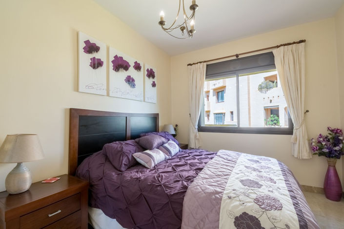 Image No.14-2 Bed Property for sale